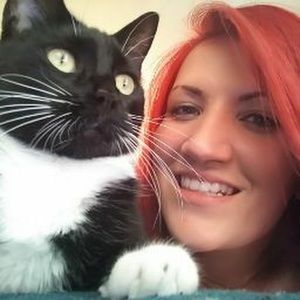 Meet your Posher, Desiree